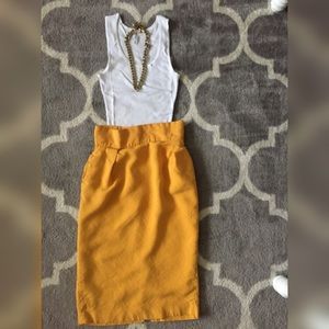 High Wasted yellow pencil skirt with pockets